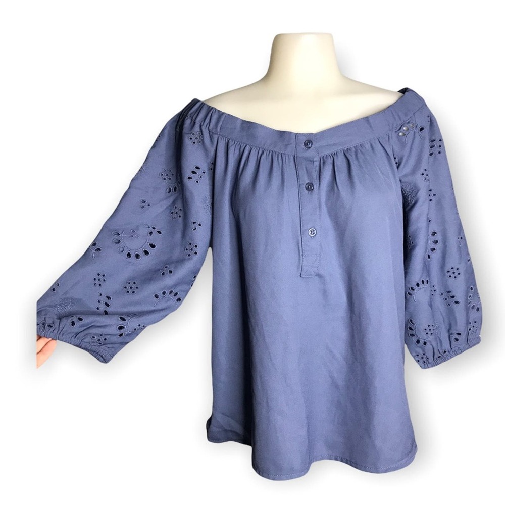 SOHO NY | Blue Off Shoulder Eyelet Cut Out Pattern Sleeves Button Down Blouse •